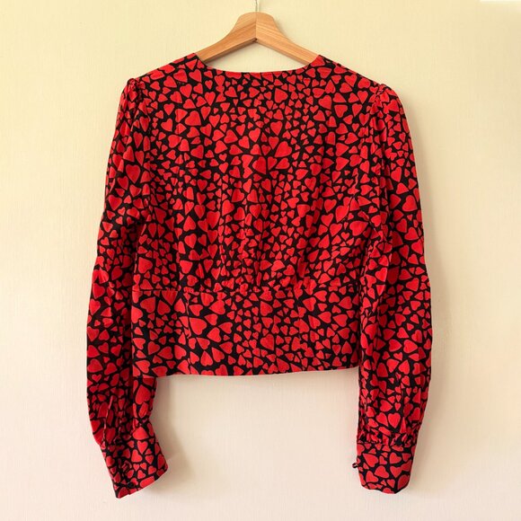 Realisation Par Kaia Silk Cropped Blouse in Sid Hearts - Picture 3 of 4